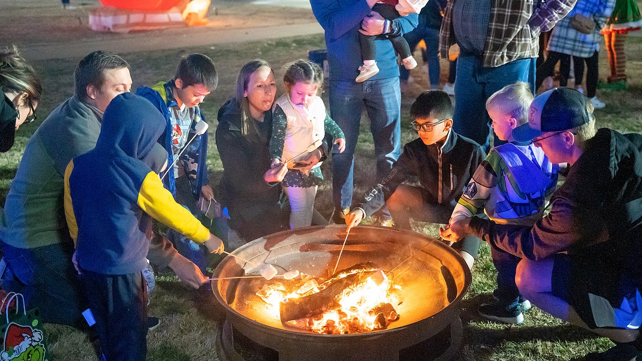 Big Blue Christmas fire and s'mores