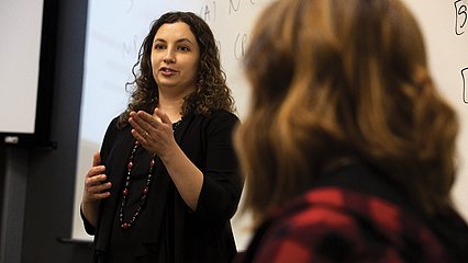 Dr. Olga Pahom teaching Linguistics