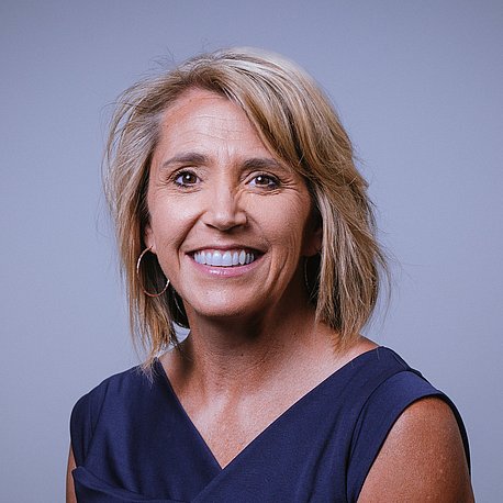 Profile photo of Dawn Cox