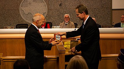 Dr. Phillip camp delivers gift from Ireland to Lubbock Mayor, Dan Pope