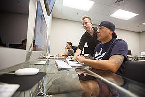 students working in the LCU mac lab