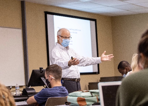 Dr. Jesse Long teaching class